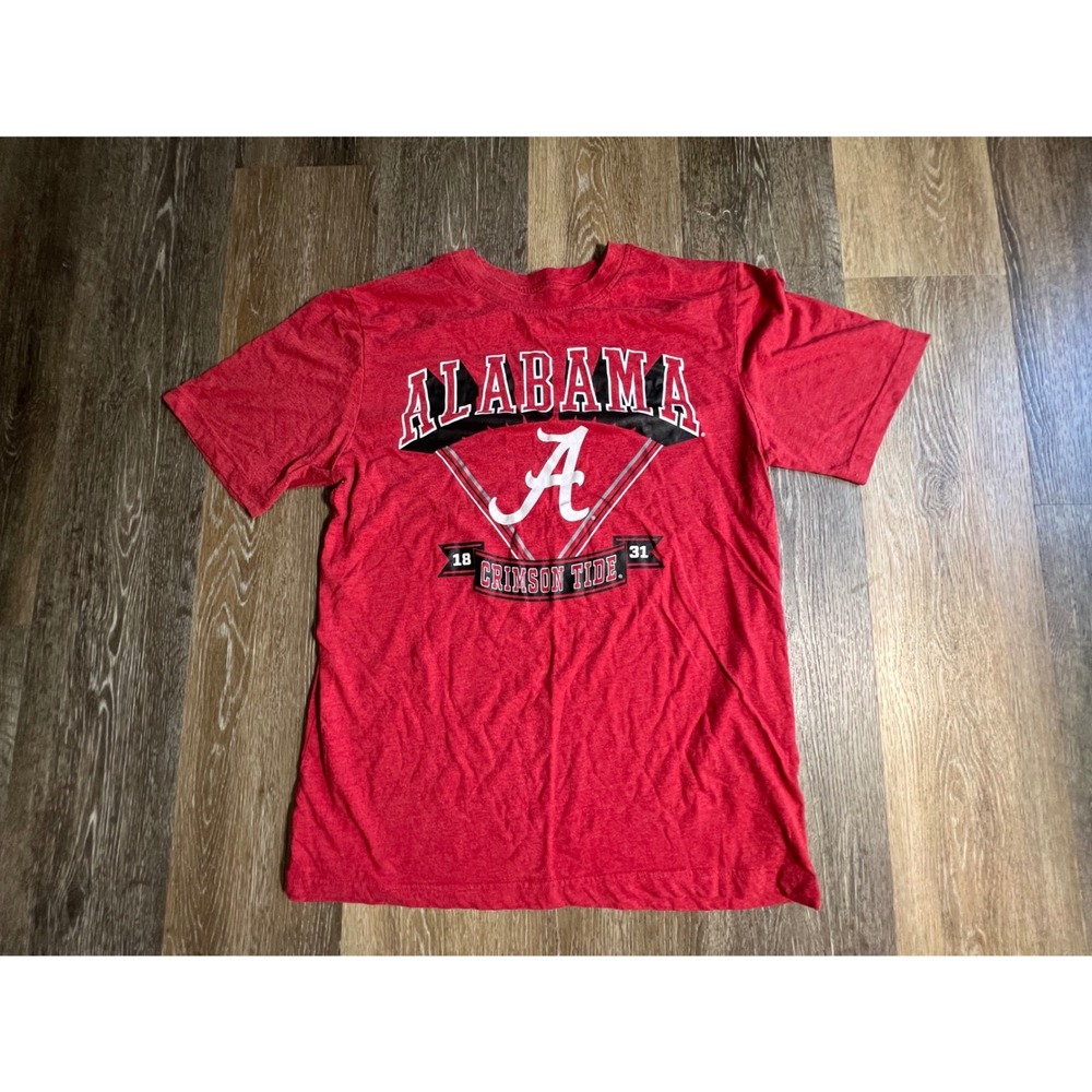 Captivating Alabama Crimson Tide T-Shirt Mens L‎ Red Excellent NCAA Graphic Tee